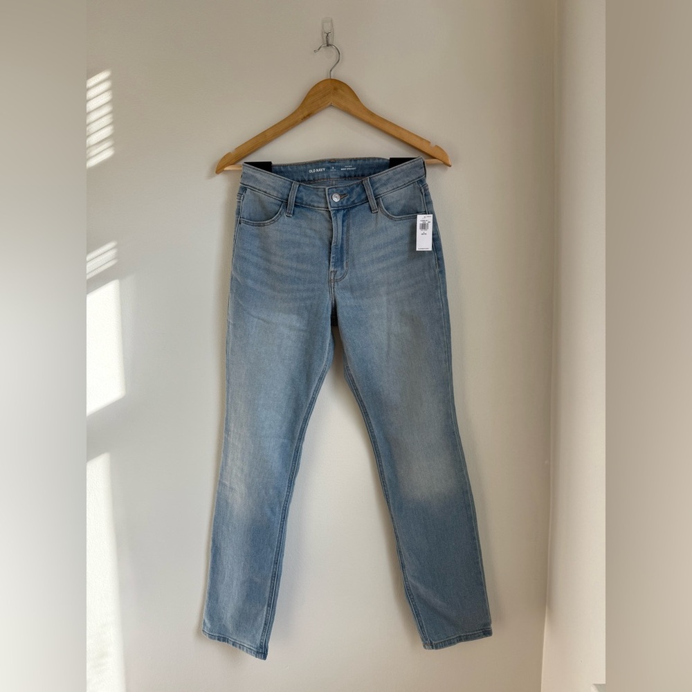 Old Navy High-Waisted Wow Straight Ankle Jeans
